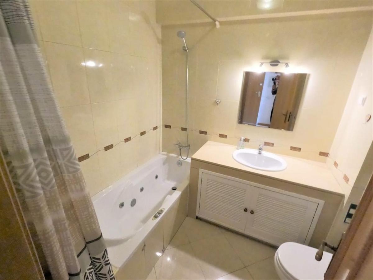 Algarve Modern T1 Apartment With Balcony In Albufeira Eksteriør billede